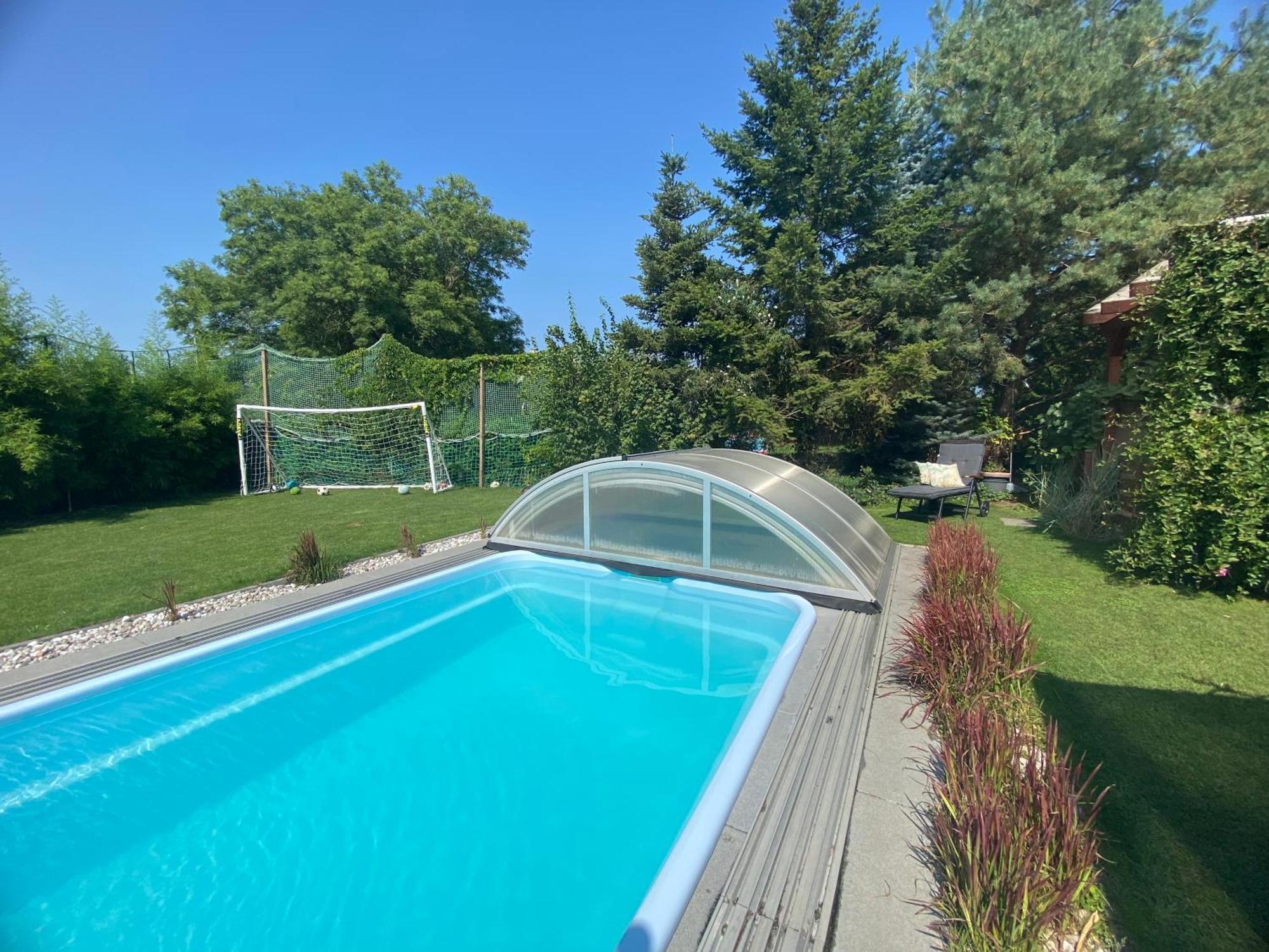 Pool & Lake Holiday Home Markkleeberg Exterior foto